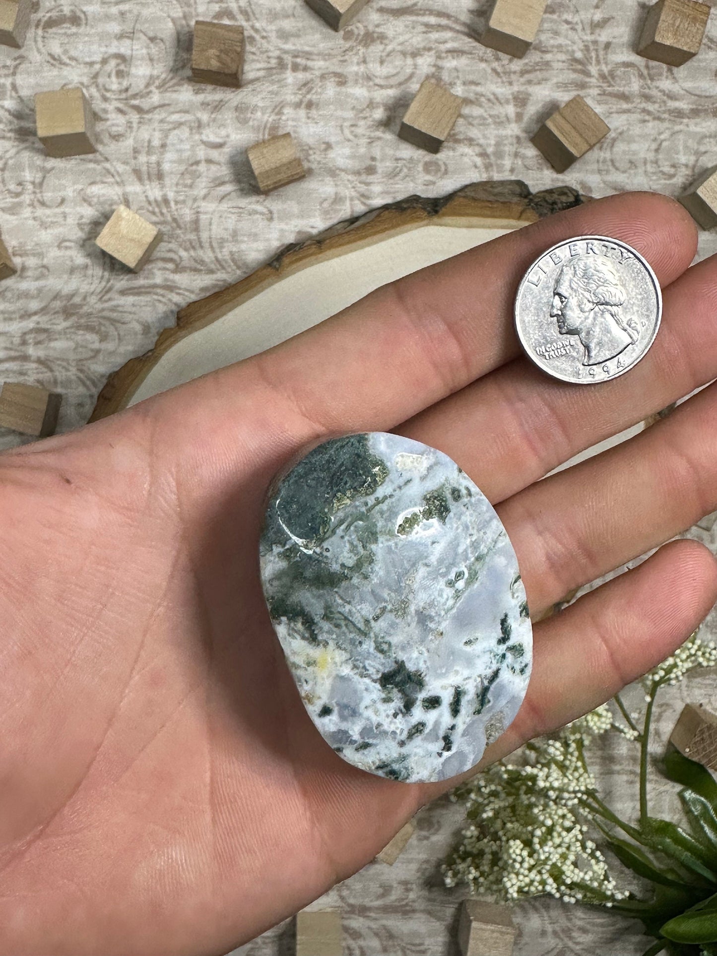 Natural Moss Agate Crystal Palm Stone