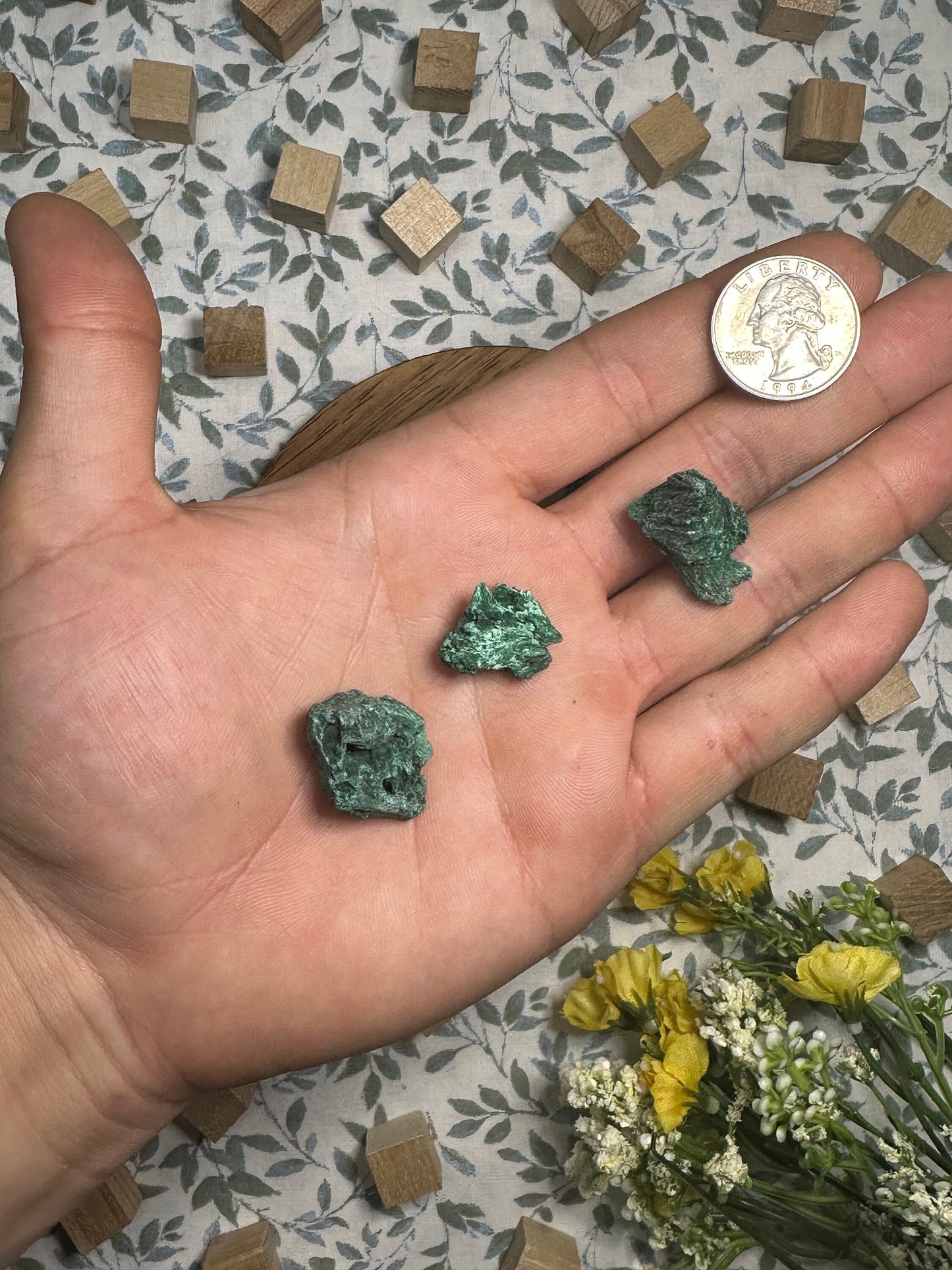 Raw Velvet Malachite Crystal Specimen Multiple Size High Quality Natural Velvet Green Crystal Malachite Cluster Healing Reiki Crystals