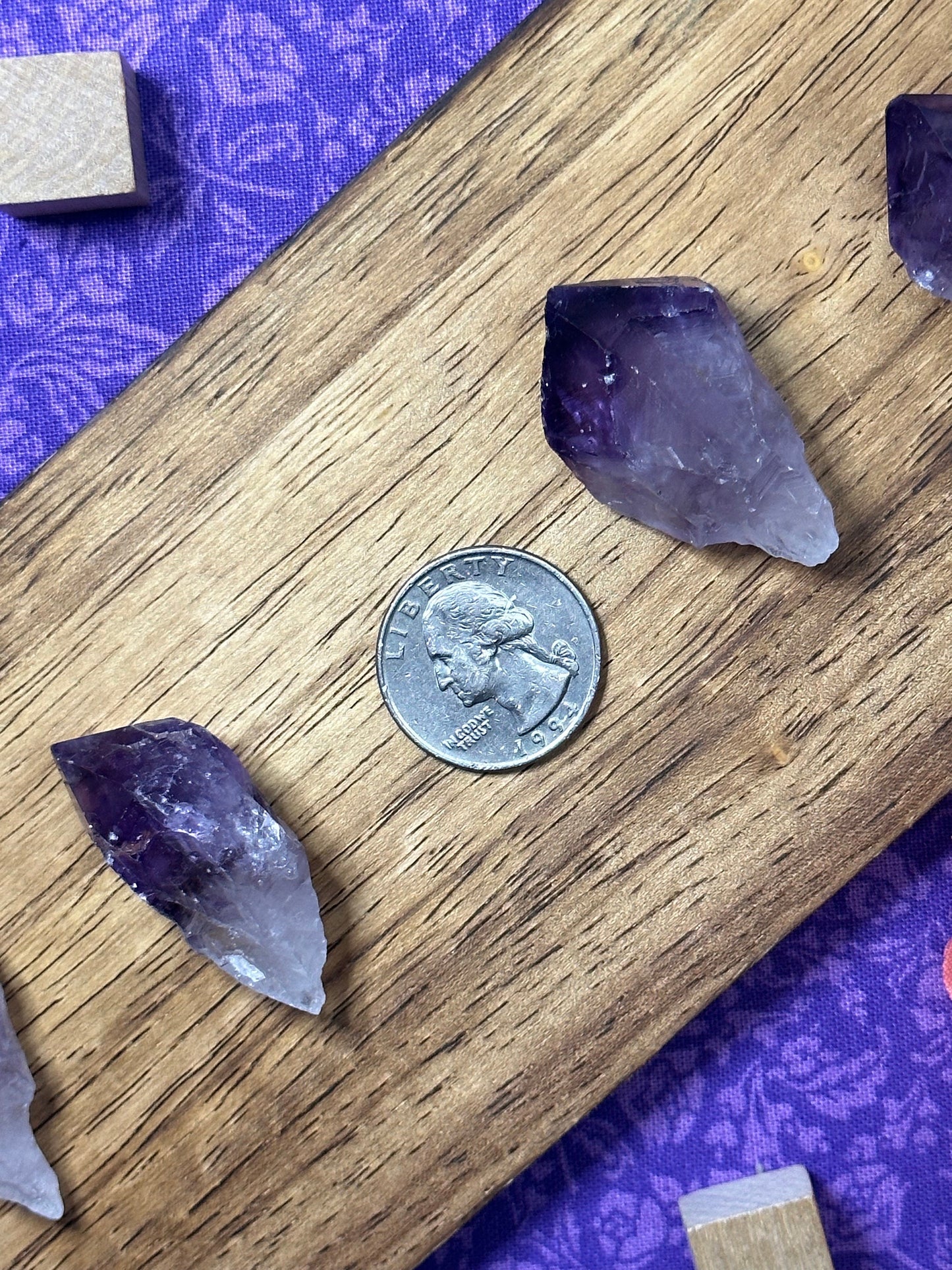 Super High Quality Raw Amethyst Crystal Point Beautiful Natural Brazilian Purple Amethsyt for Crafting Crystal Healing Meditation and More